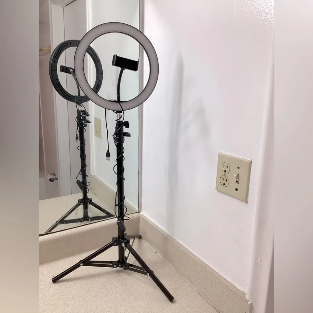 Phone stand/Tripod